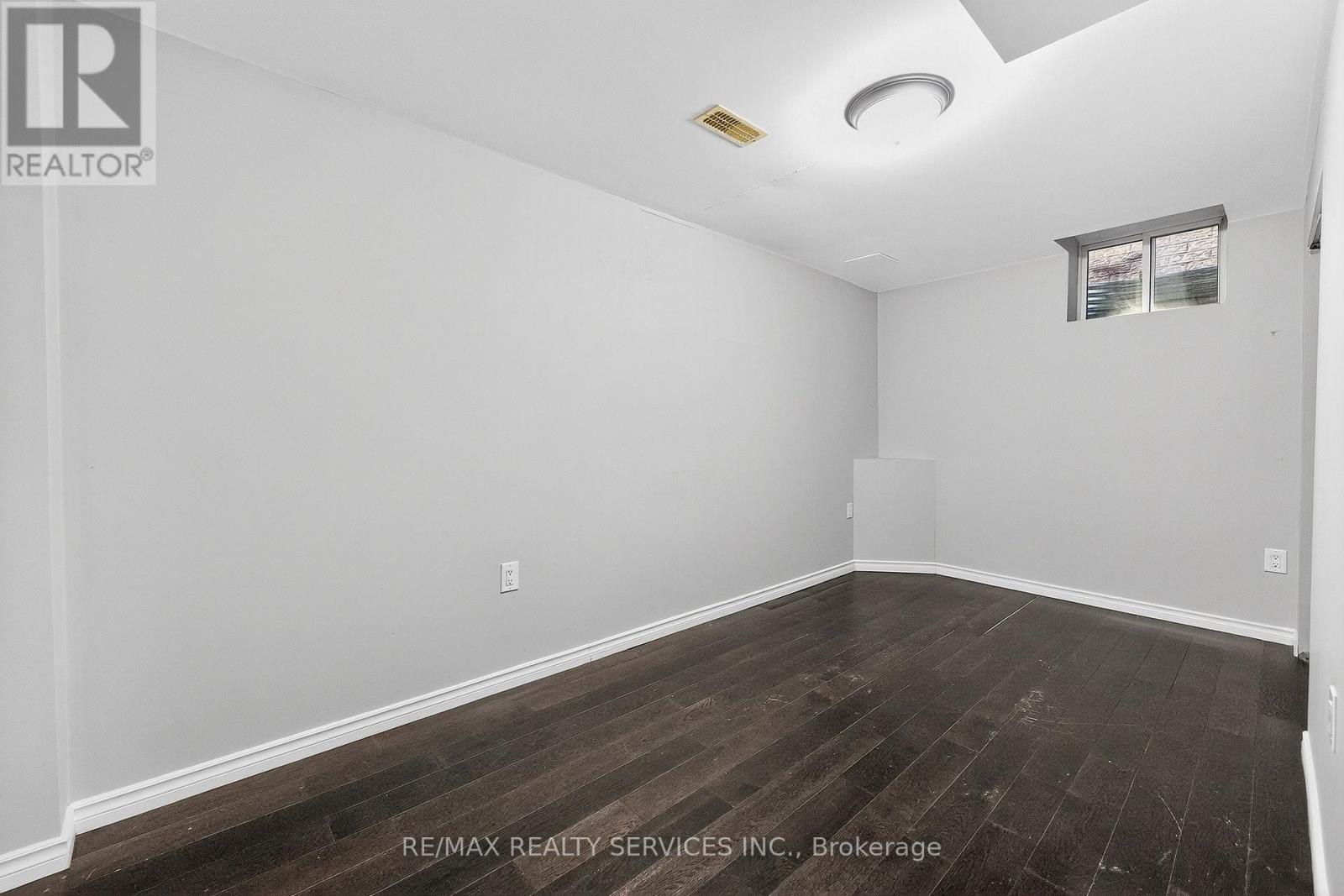 24 Addiscott Street, Brampton, Ontario  L6R 0X8 - Photo 47 - W12493344