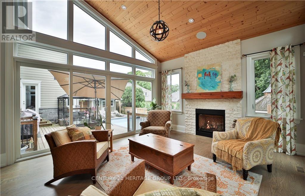 298 Shoreview Road, Burlington, Ontario  L7T 2N4 - Photo 18 - W12493356