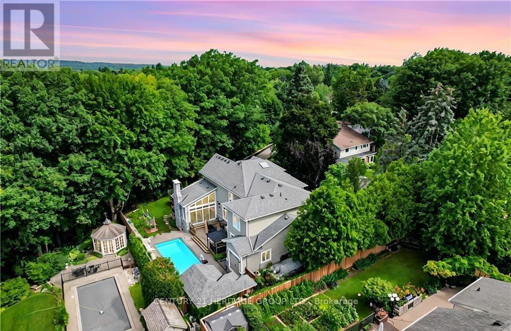 298 Shoreview Road, Burlington, Ontario  L7T 2N4 - Photo 2 - W12493356