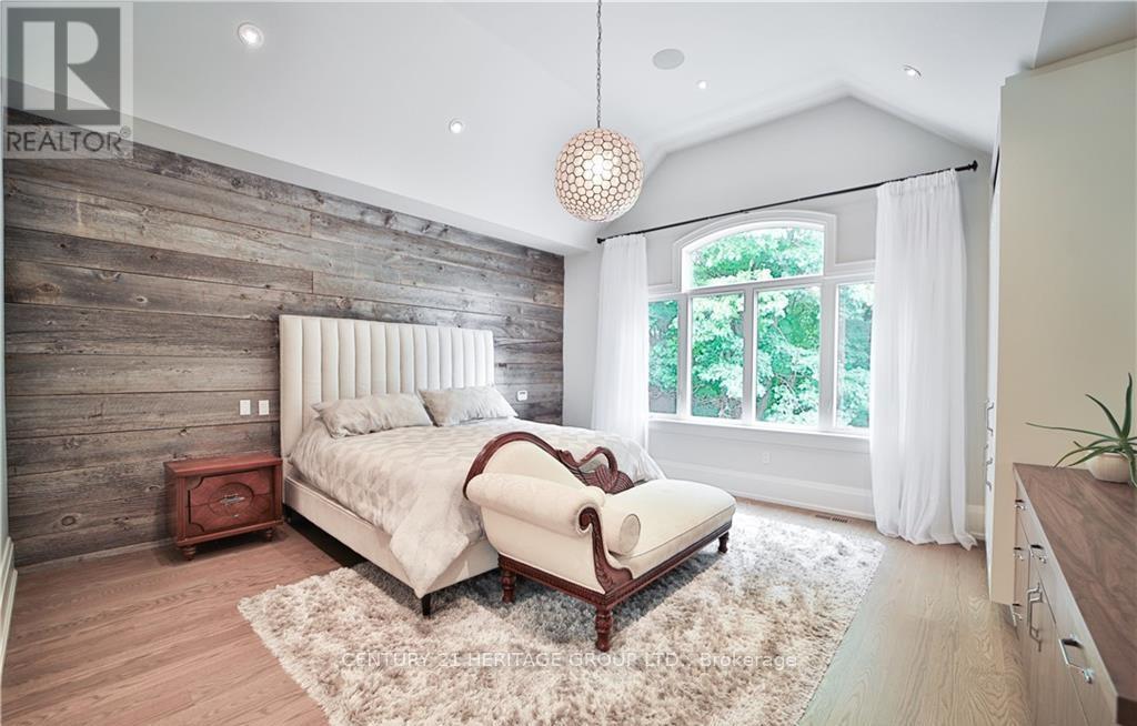 298 Shoreview Road, Burlington, Ontario  L7T 2N4 - Photo 23 - W12493356