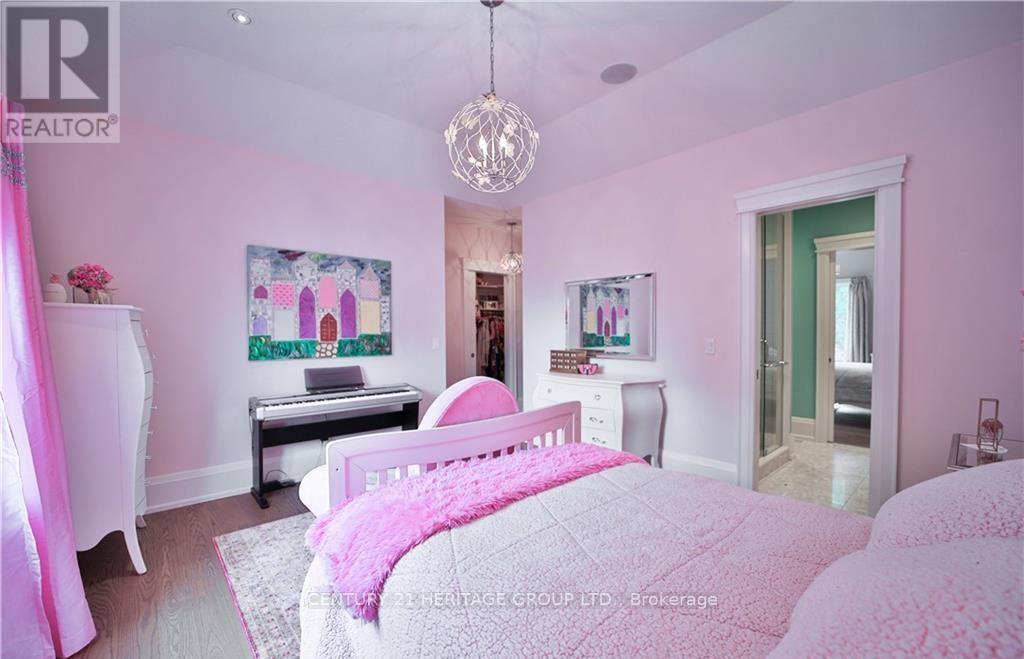 298 Shoreview Road, Burlington, Ontario  L7T 2N4 - Photo 34 - W12493356