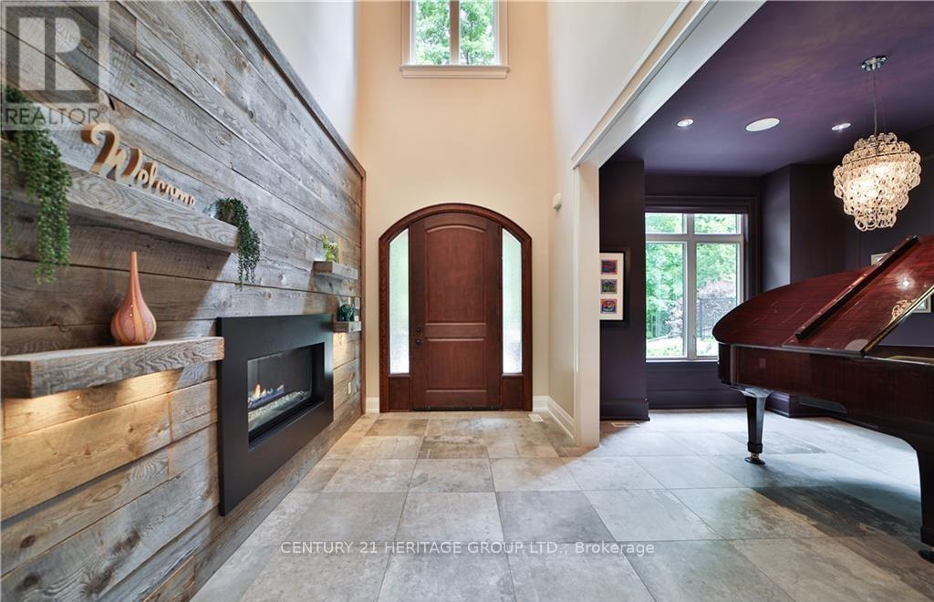 298 Shoreview Road, Burlington, Ontario  L7T 2N4 - Photo 5 - W12493356