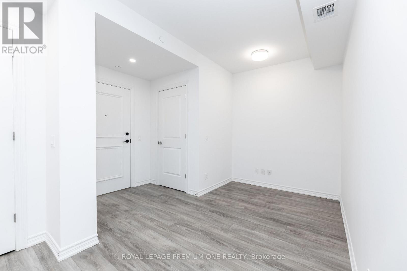 214 - 571 Prince Edward Drive N, Toronto, Ontario  M8X 0A1 - Photo 24 - W12493362