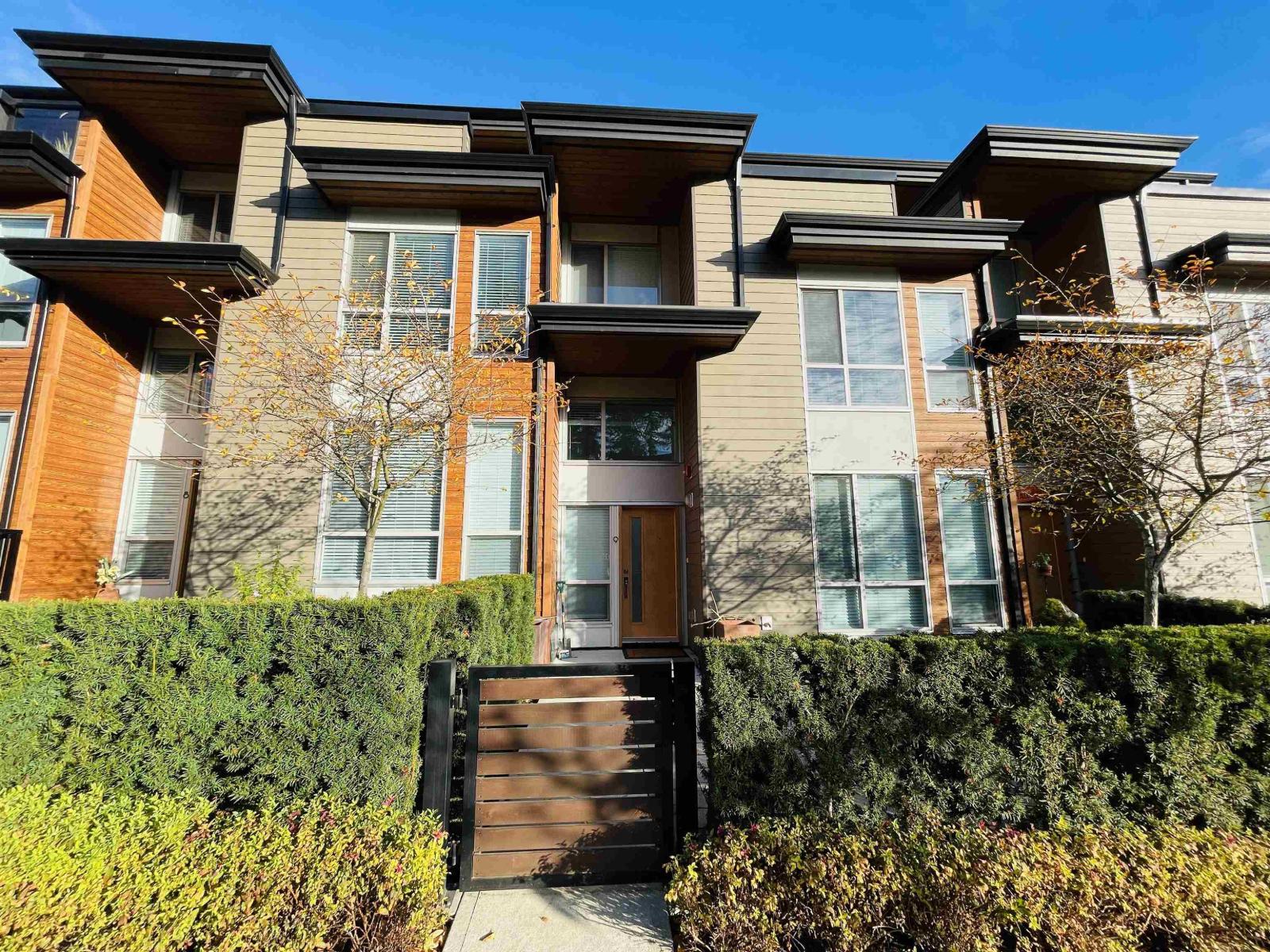 9 15775 MOUNTAIN VIEW DRIVE, Surrey, British Columbia