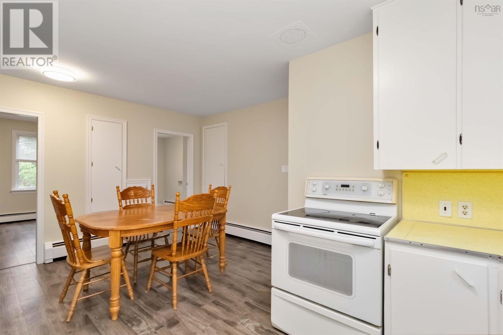 409 Rocky Lake Drive, Bedford, Nova Scotia  B4A 2T4 - Photo 11 - 202520739