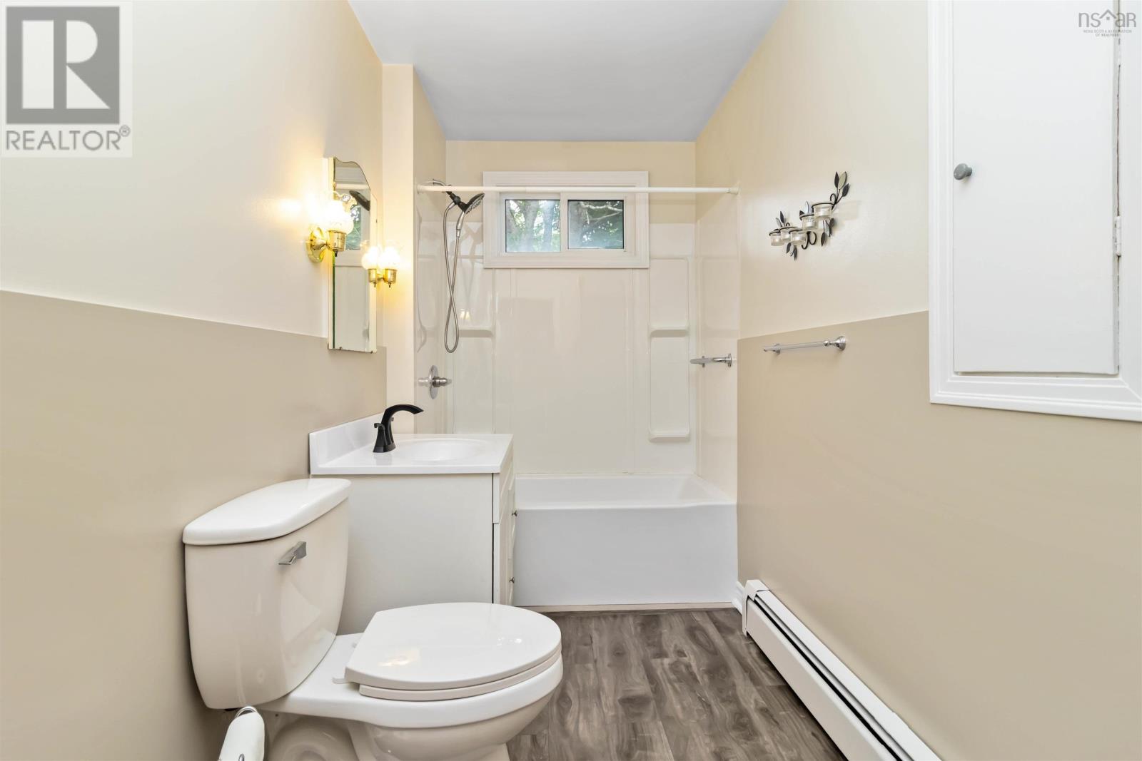 409 Rocky Lake Drive, Bedford, Nova Scotia  B4A 2T4 - Photo 17 - 202520739