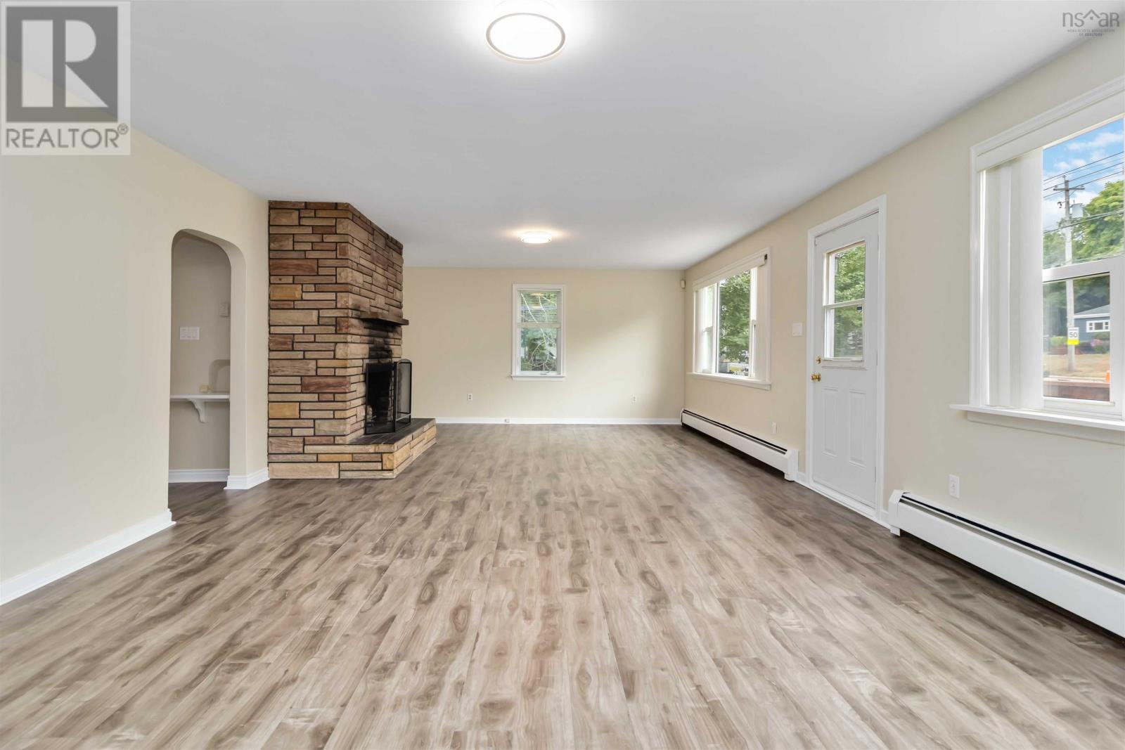 409 Rocky Lake Drive, Bedford, Nova Scotia  B4A 2T4 - Photo 5 - 202520739