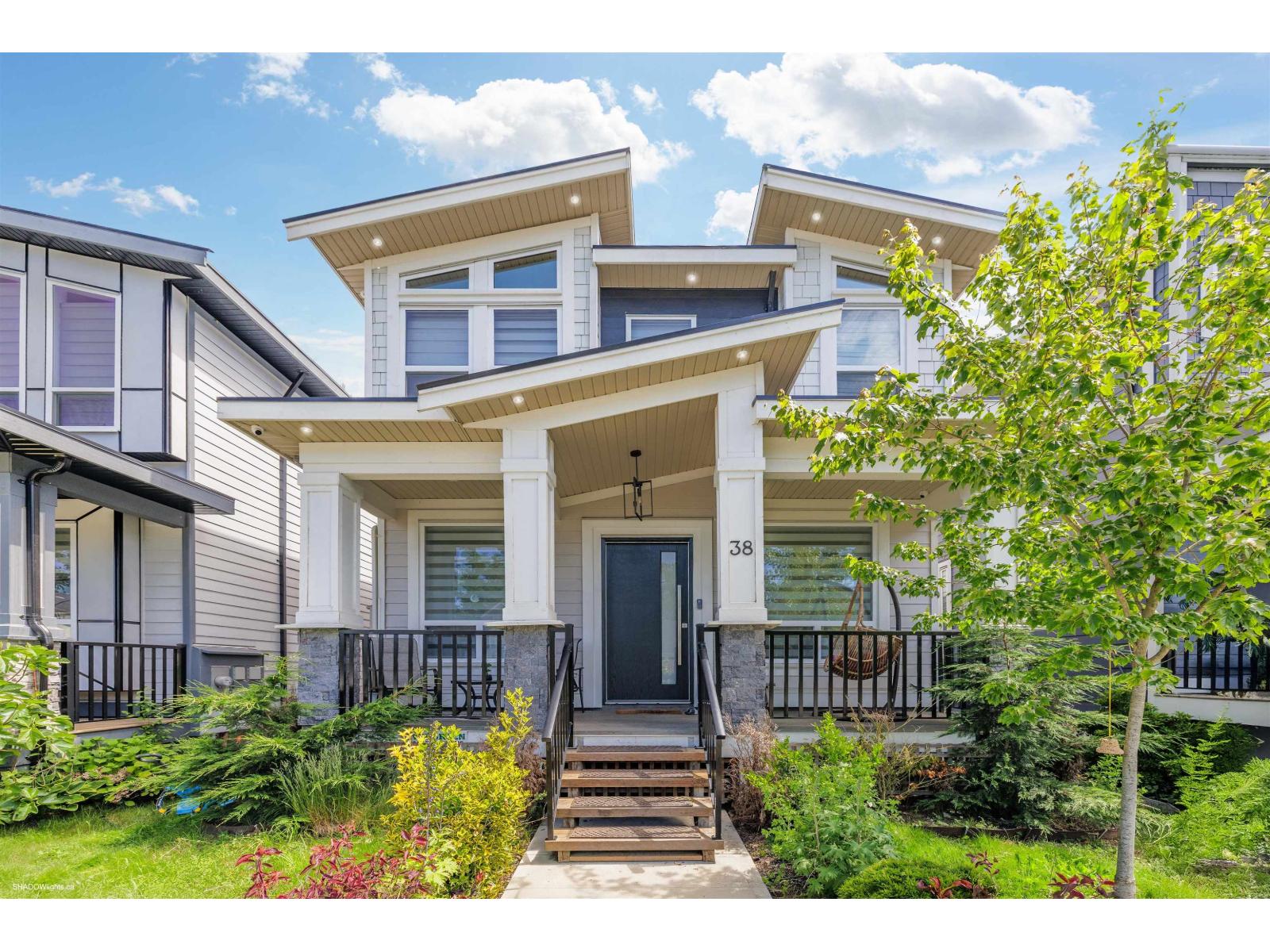 38 172 Street, Surrey, British Columbia  V3Z 9R2 - Photo 1 - R3063099