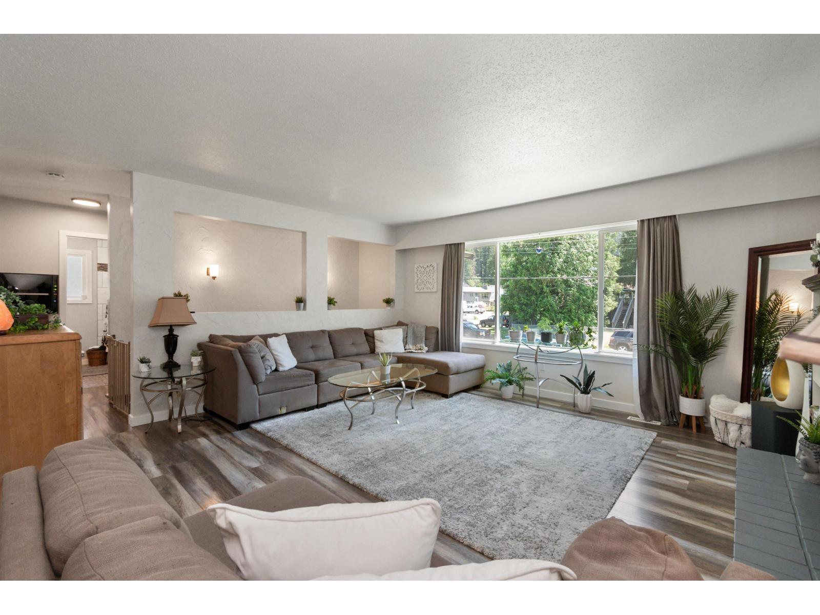 63777 Beech Avenue, Hope, Hope, British Columbia  V0X 1L2 - Photo 11 - R3063346