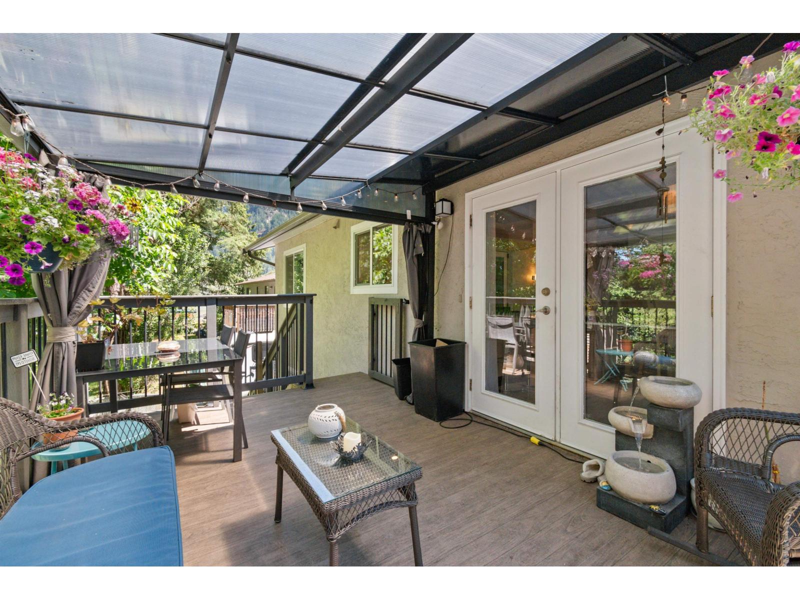 63777 Beech Avenue, Hope, Hope, British Columbia  V0X 1L2 - Photo 7 - R3063346