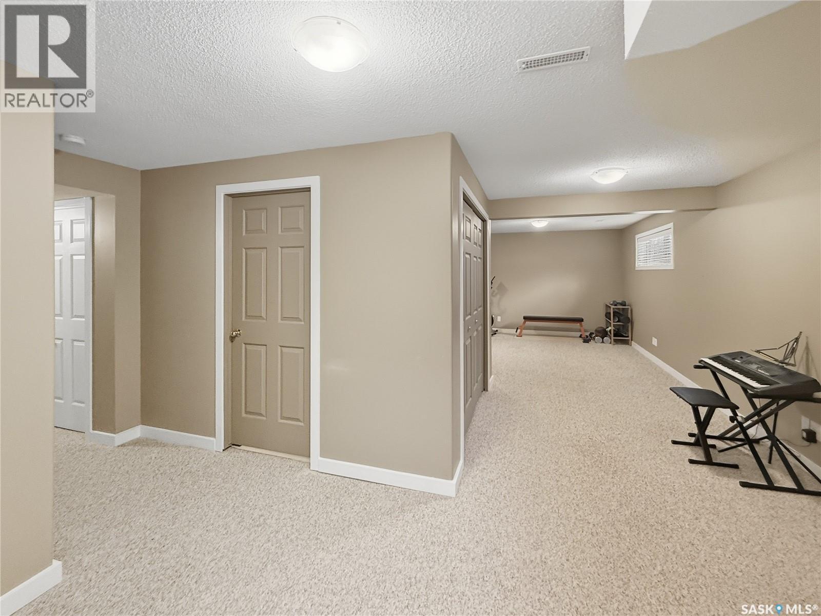 148 6th Avenue Se, Swift Current, Saskatchewan  S9H 3N7 - Photo 28 - SK022025