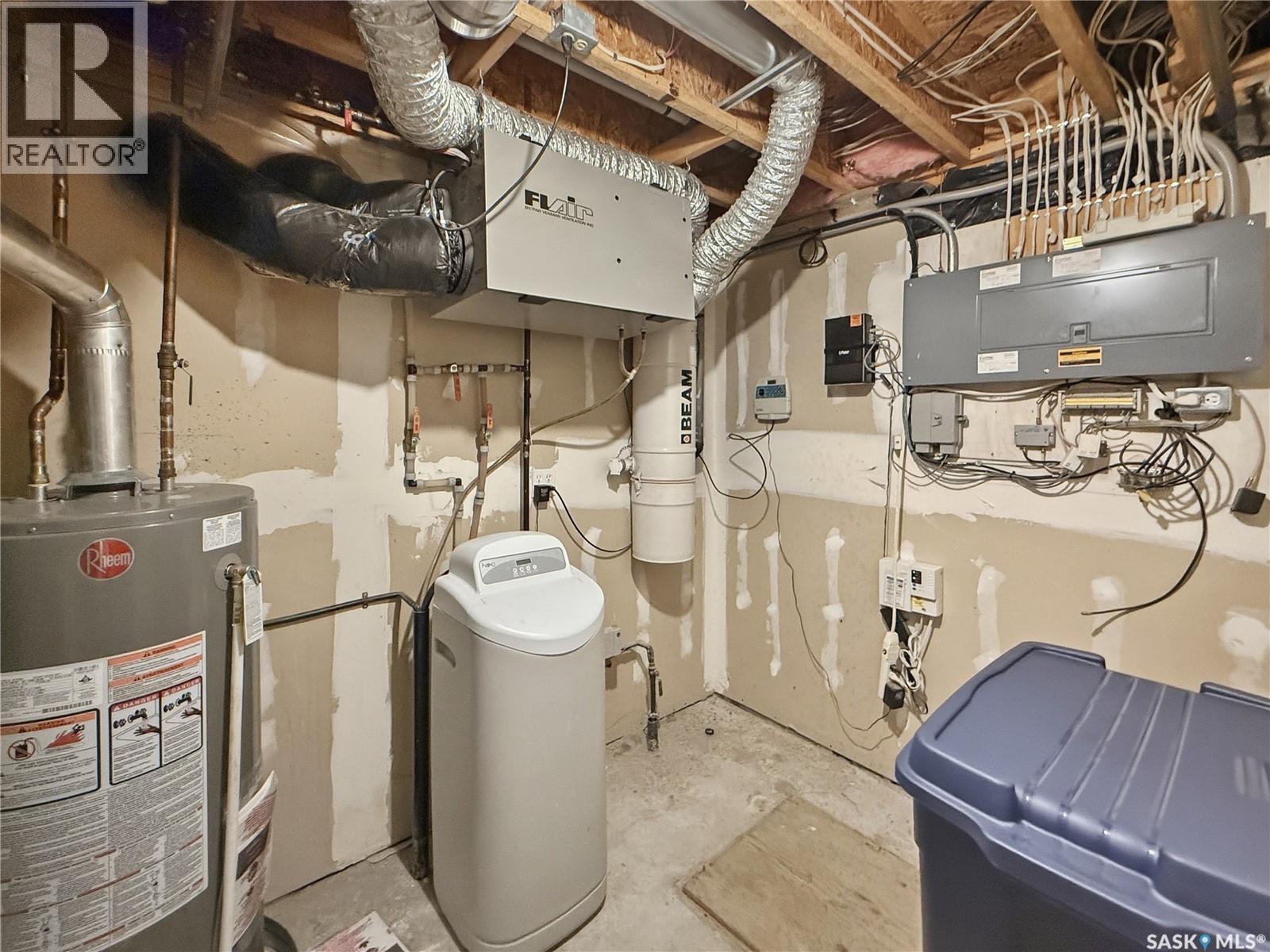 148 6th Avenue Se, Swift Current, Saskatchewan  S9H 3N7 - Photo 37 - SK022025