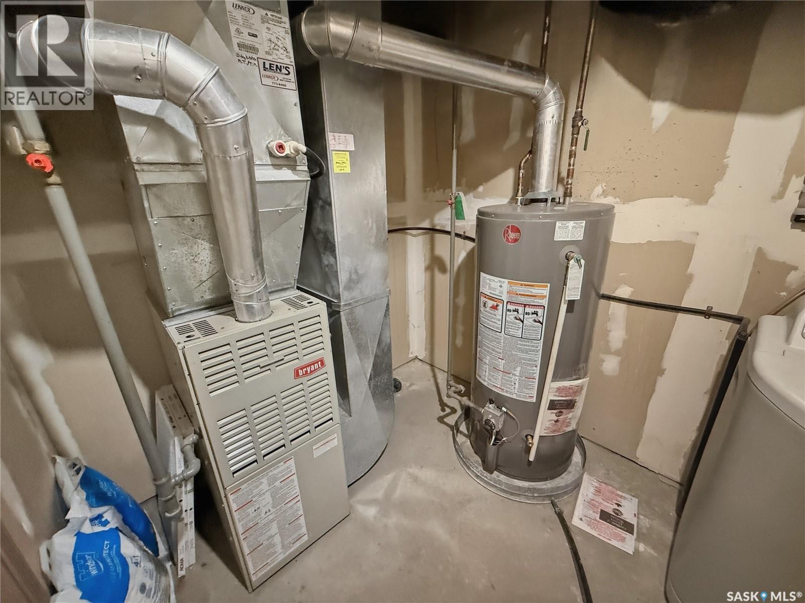 148 6th Avenue Se, Swift Current, Saskatchewan  S9H 3N7 - Photo 38 - SK022025