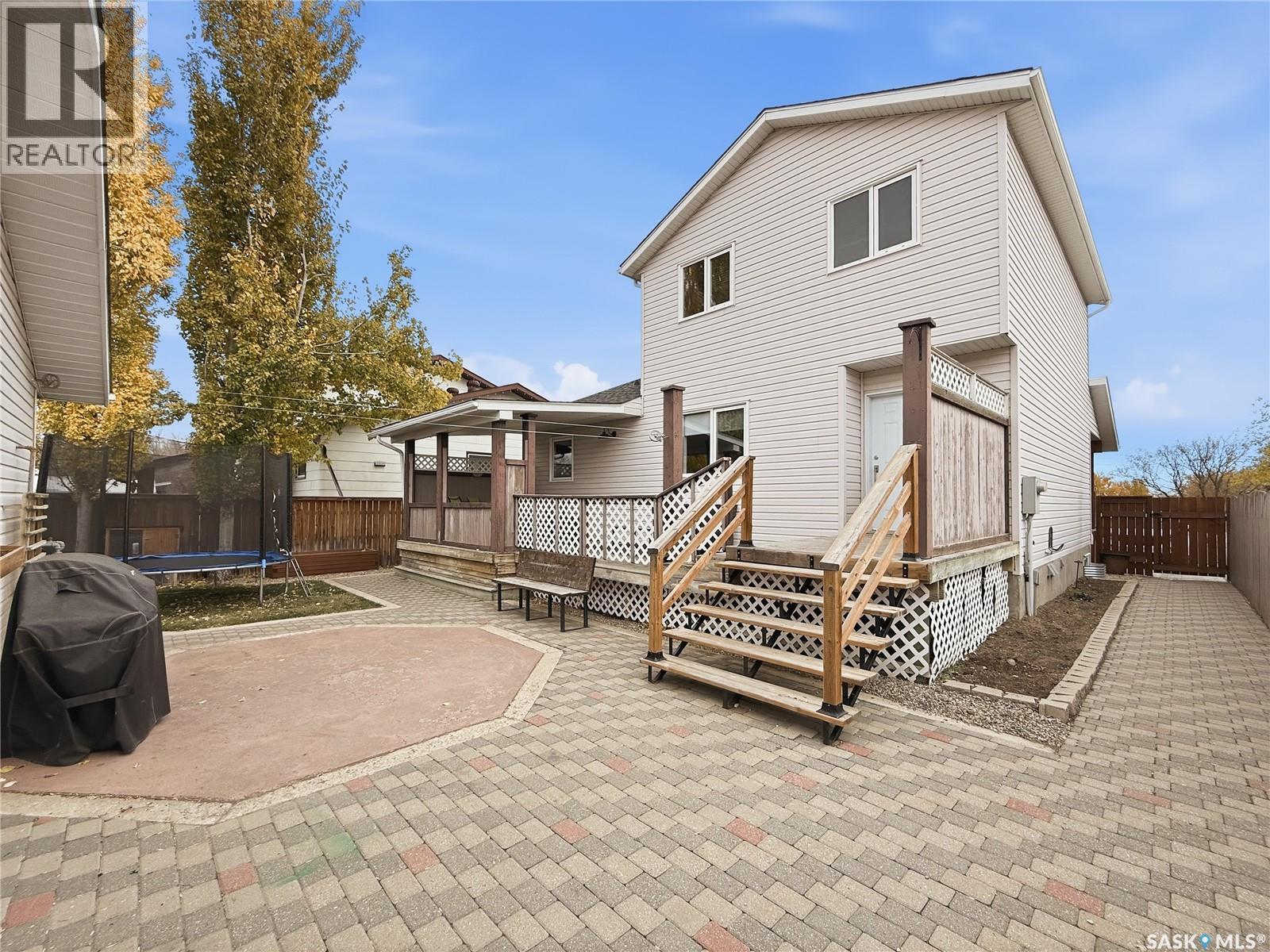 148 6th Avenue Se, Swift Current, Saskatchewan  S9H 3N7 - Photo 41 - SK022025