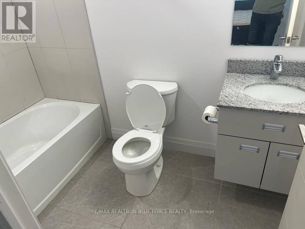 722 - 652 Princess Street, Kingston, Ontario  K7L 1E5 - Photo 12 - X12493272