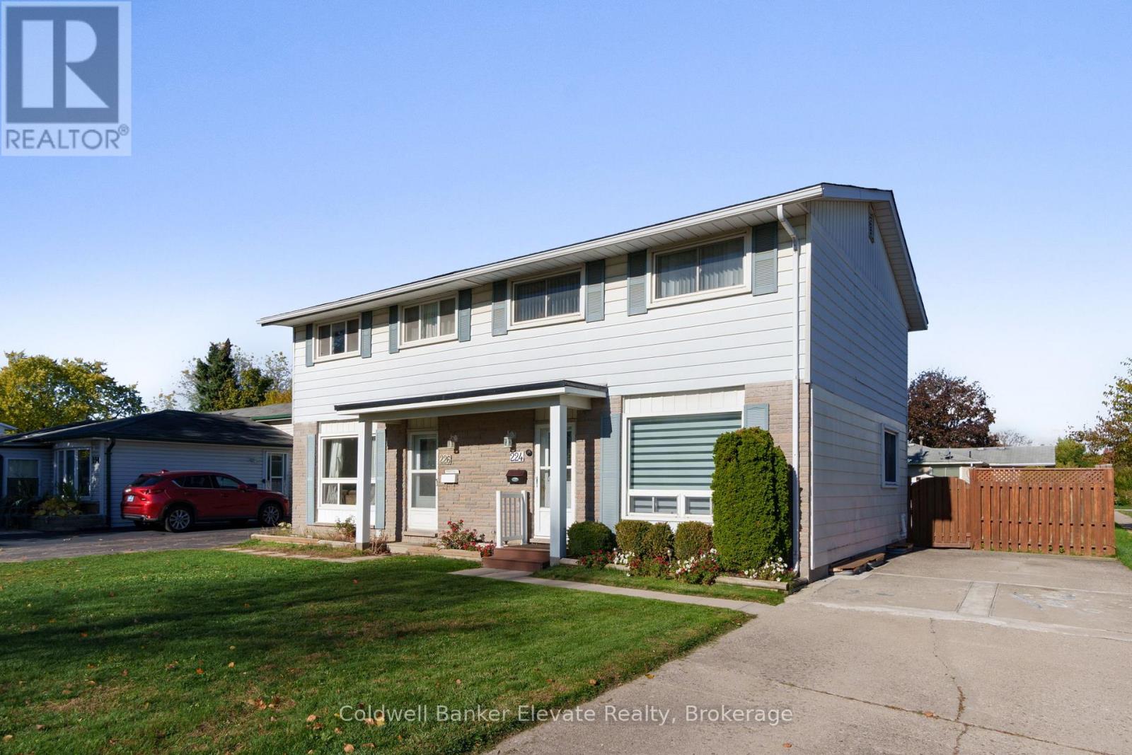 224 Traynor Avenue, Kitchener, Ontario  N2C 1W6 - Photo 2 - X12493286