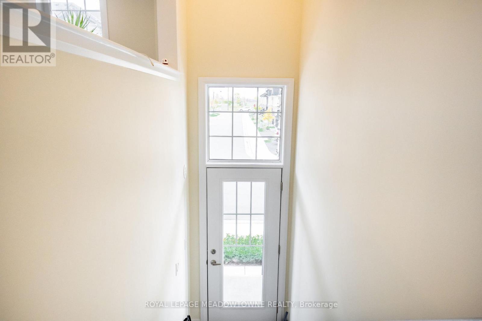 33 - 185 Bedrock Drive, Hamilton, Ontario  L8J 0M5 - Photo 4 - X12493370