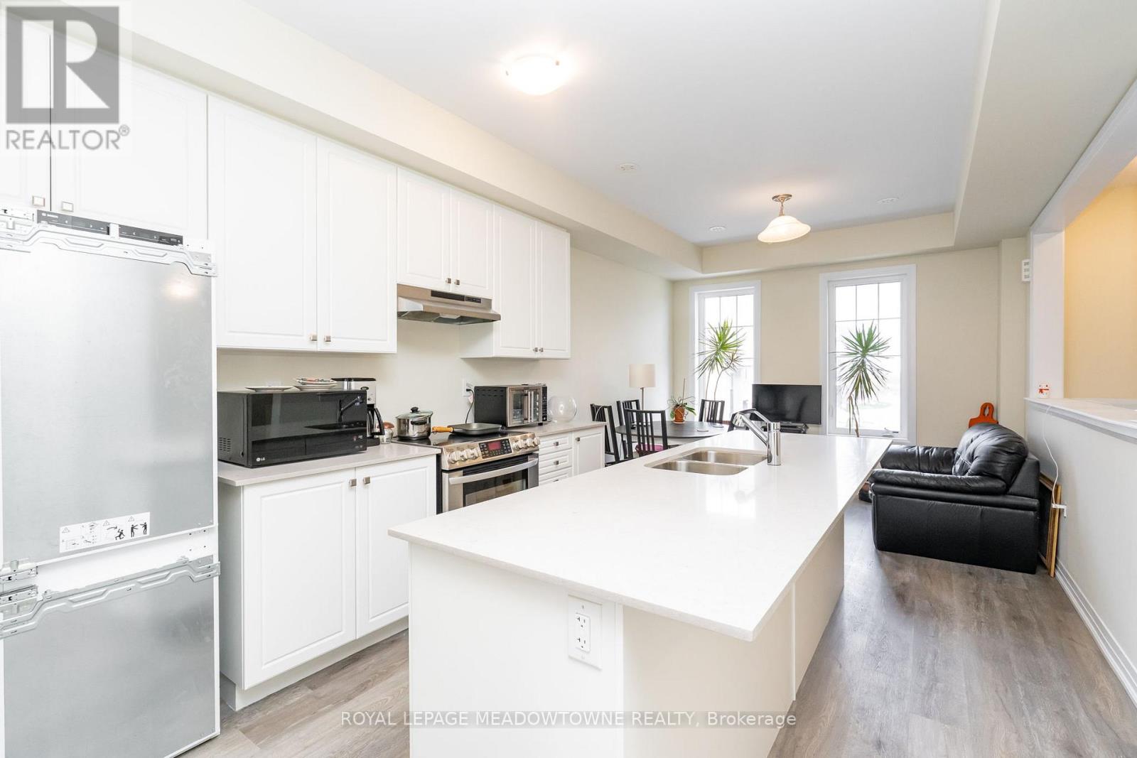 33 - 185 Bedrock Drive, Hamilton, Ontario  L8J 0M5 - Photo 7 - X12493370