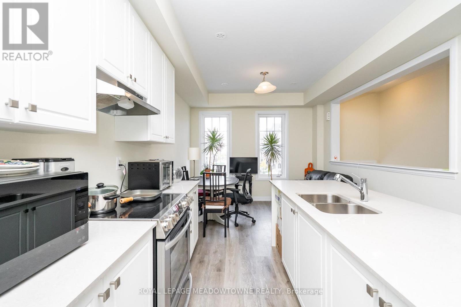 33 - 185 Bedrock Drive, Hamilton, Ontario  L8J 0M5 - Photo 9 - X12493370