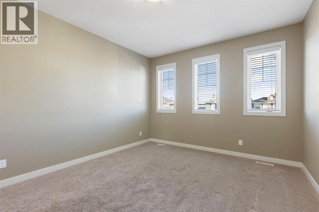 328 Silverado Plains Circle Sw, Calgary, Alberta  T2X 0R7 - Photo 19 - A2266534