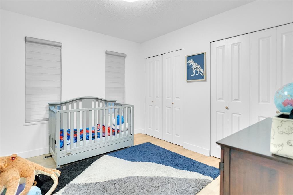 2042 Bowler Drive, Surrey, British Columbia  V4A 6S6 - Photo 4 - R3063211