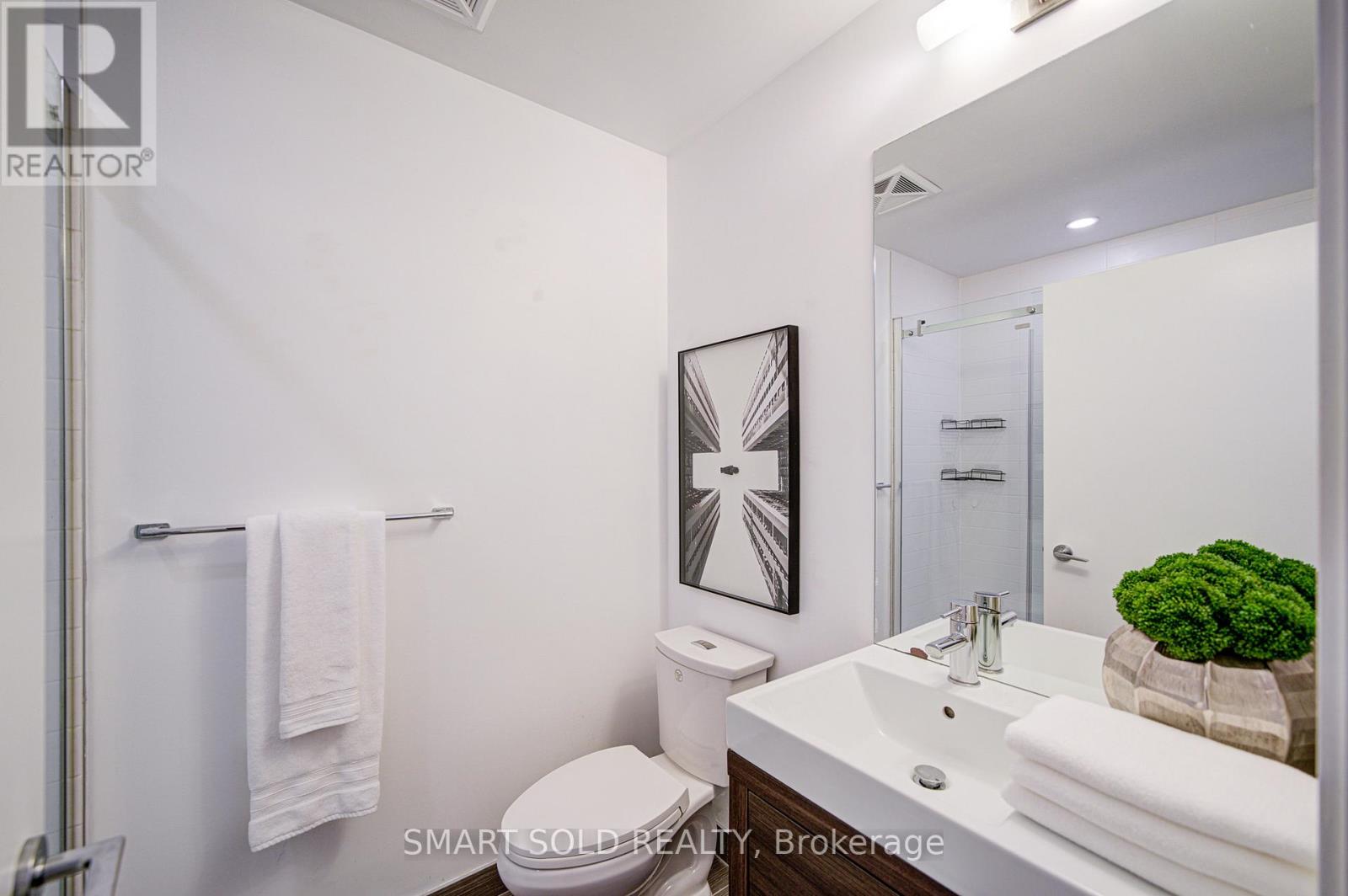 802 - 66 Forest Manor Road, Toronto, Ontario  M2J 0B7 - Photo 13 - C12493386