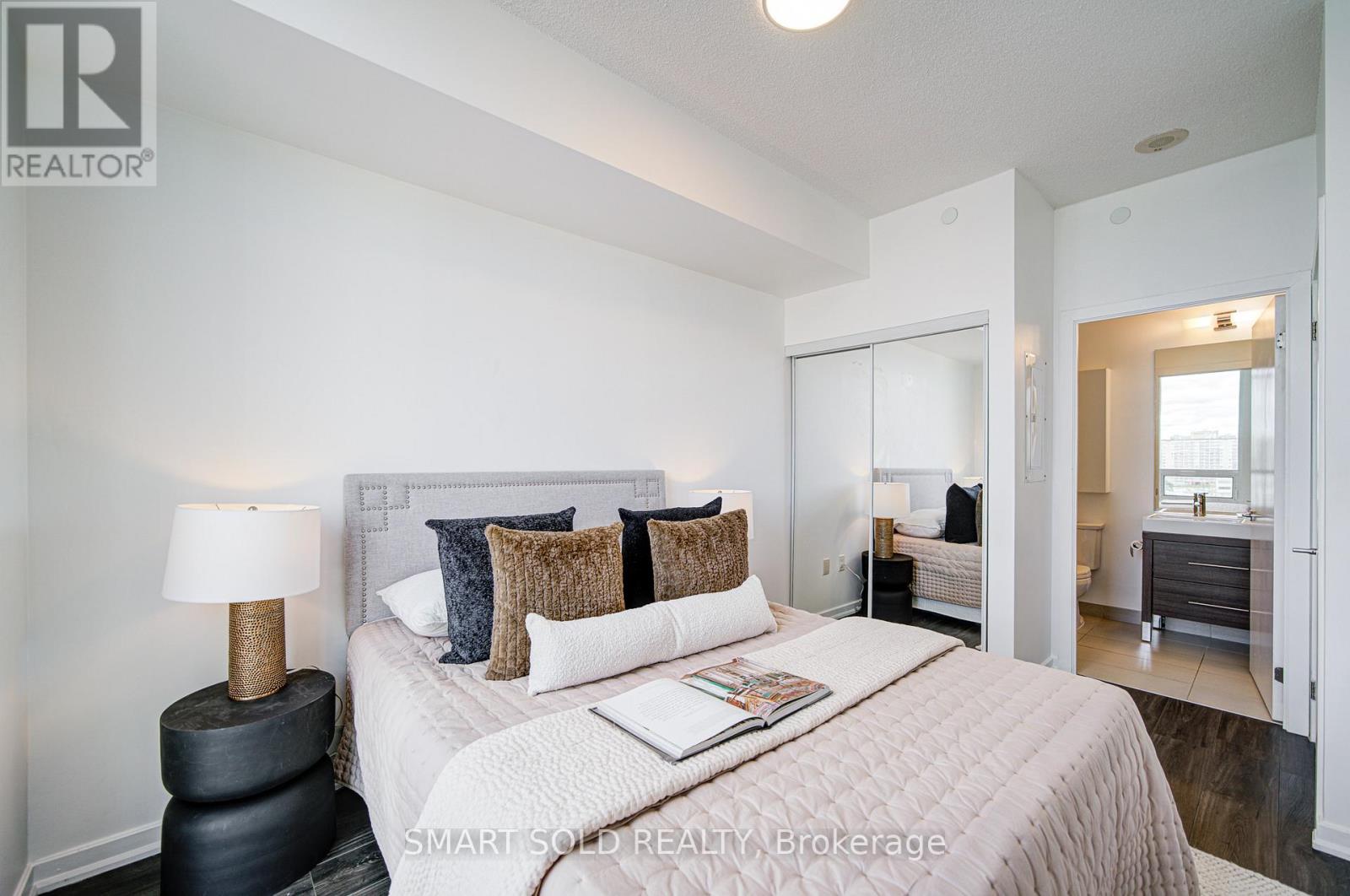 802 - 66 Forest Manor Road, Toronto, Ontario  M2J 0B7 - Photo 14 - C12493386