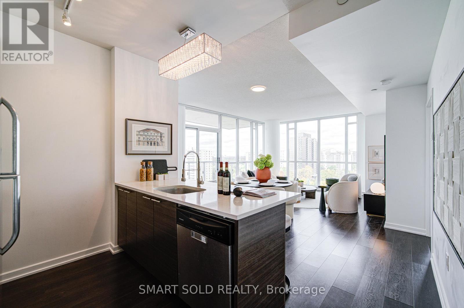 802 - 66 Forest Manor Road, Toronto, Ontario  M2J 0B7 - Photo 7 - C12493386