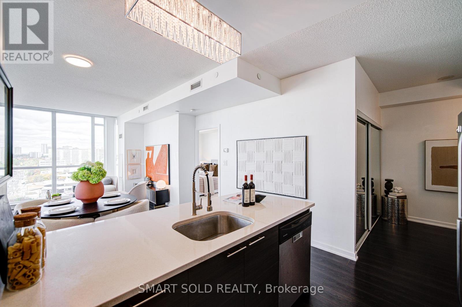 802 - 66 Forest Manor Road, Toronto, Ontario  M2J 0B7 - Photo 9 - C12493386