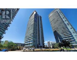 802 - 66 FOREST MANOR, Toronto, Ontario