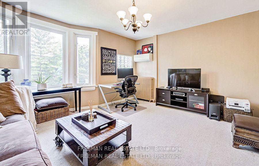 56 Austin Terrace, Toronto, Ontario  M5R 1Y6 - Photo 14 - C12493454