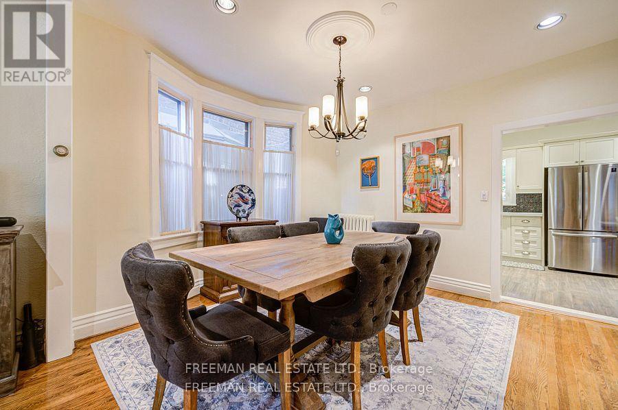 56 Austin Terrace, Toronto, Ontario  M5R 1Y6 - Photo 8 - C12493454