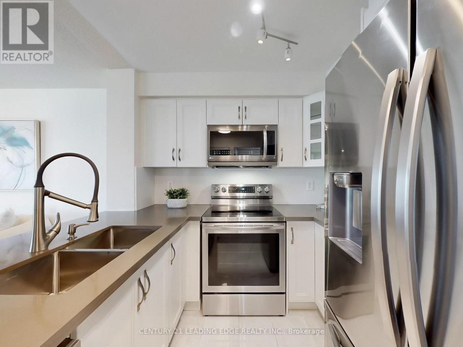 1913 - 23 Lorraine Drive, Toronto, Ontario  M2N 6Z6 - Photo 8 - C12493466