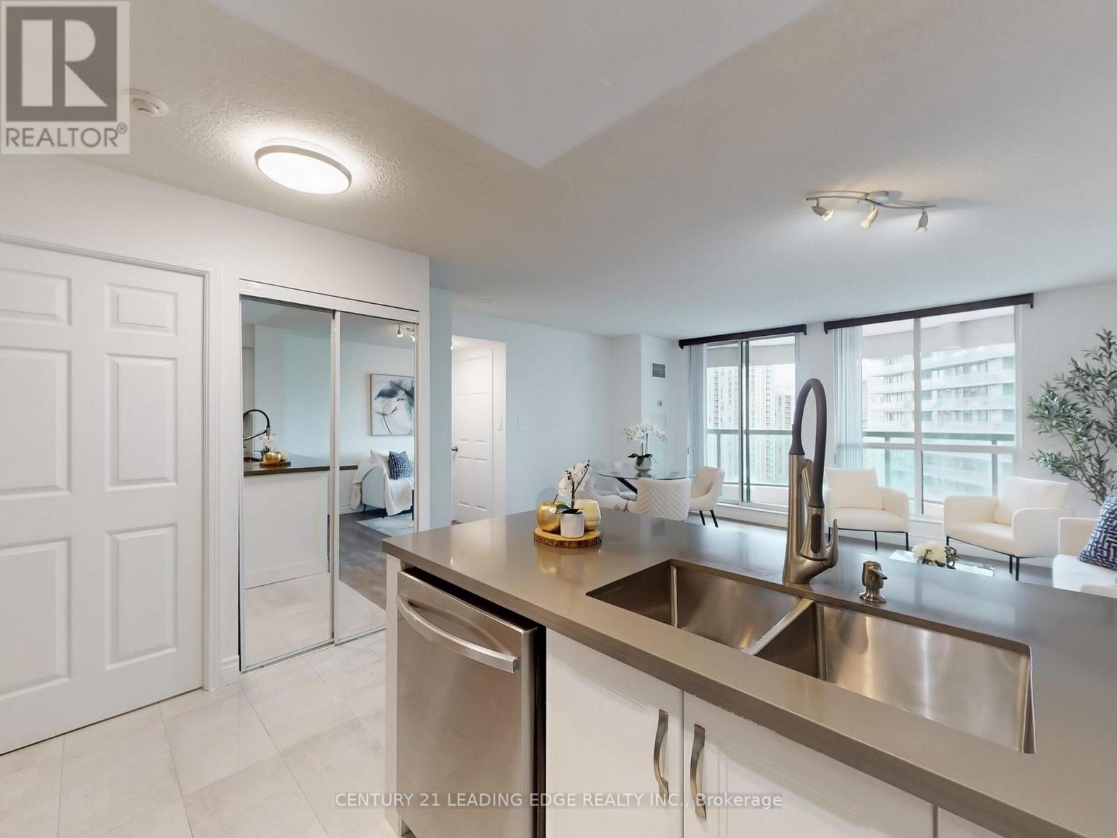 1913 - 23 Lorraine Drive, Toronto, Ontario  M2N 6Z6 - Photo 9 - C12493466