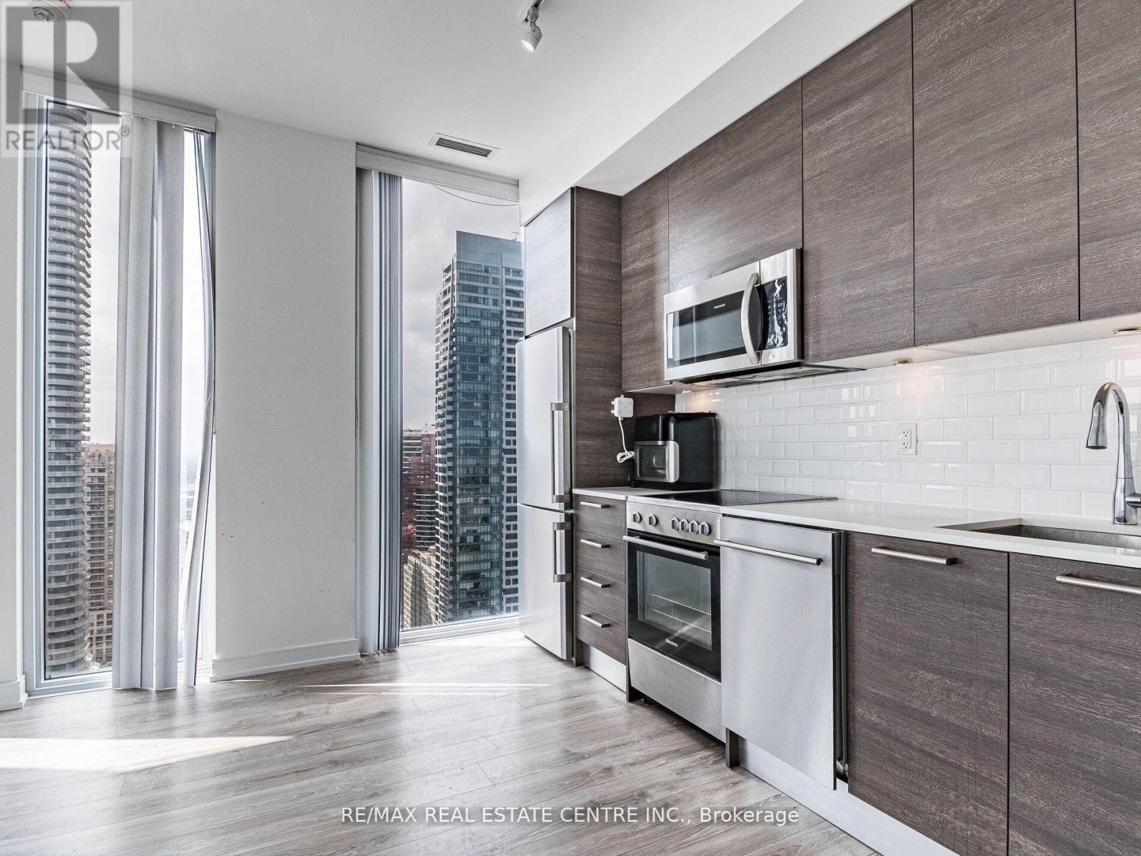 3302 - 28 Wellesley Street, Toronto, Ontario  M4Y 1G3 - Photo 18 - C12493562