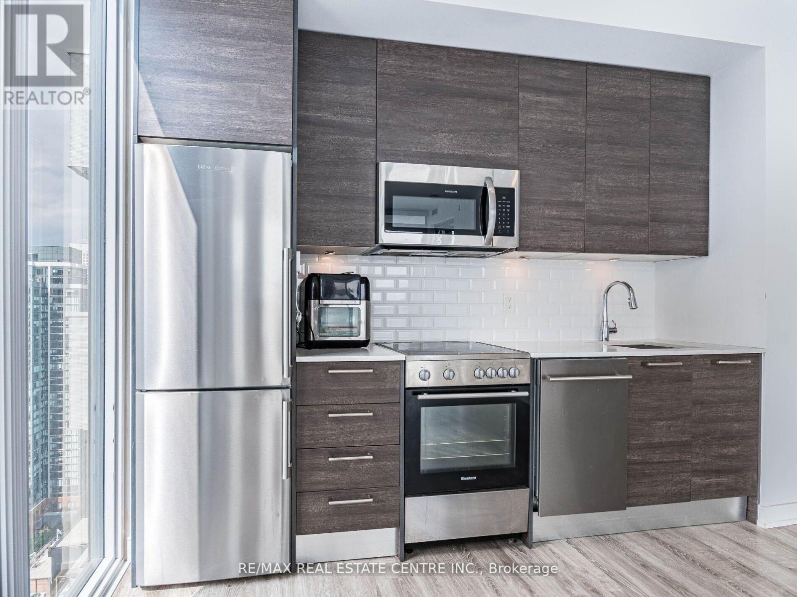 3302 - 28 Wellesley Street, Toronto, Ontario  M4Y 1G3 - Photo 19 - C12493562