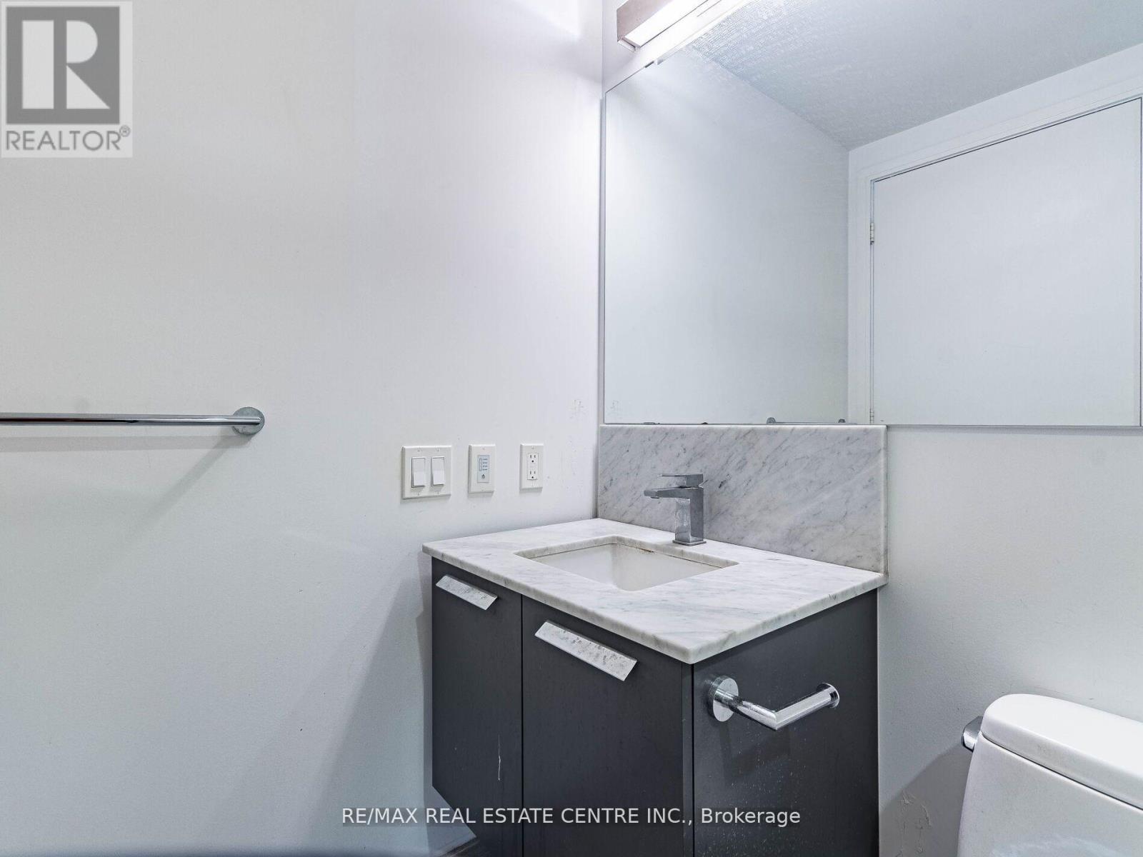 3302 - 28 Wellesley Street, Toronto, Ontario  M4Y 1G3 - Photo 29 - C12493562