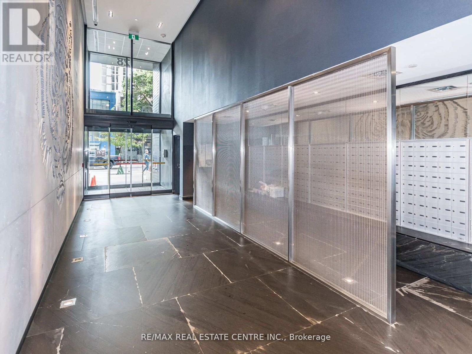 3302 - 28 Wellesley Street, Toronto, Ontario  M4Y 1G3 - Photo 45 - C12493562