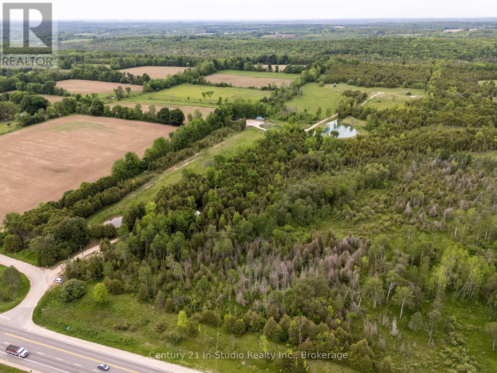 314346 Rocky Church Road W, West Grey, Ontario  N0G 1R0 - Photo 3 - X12492538