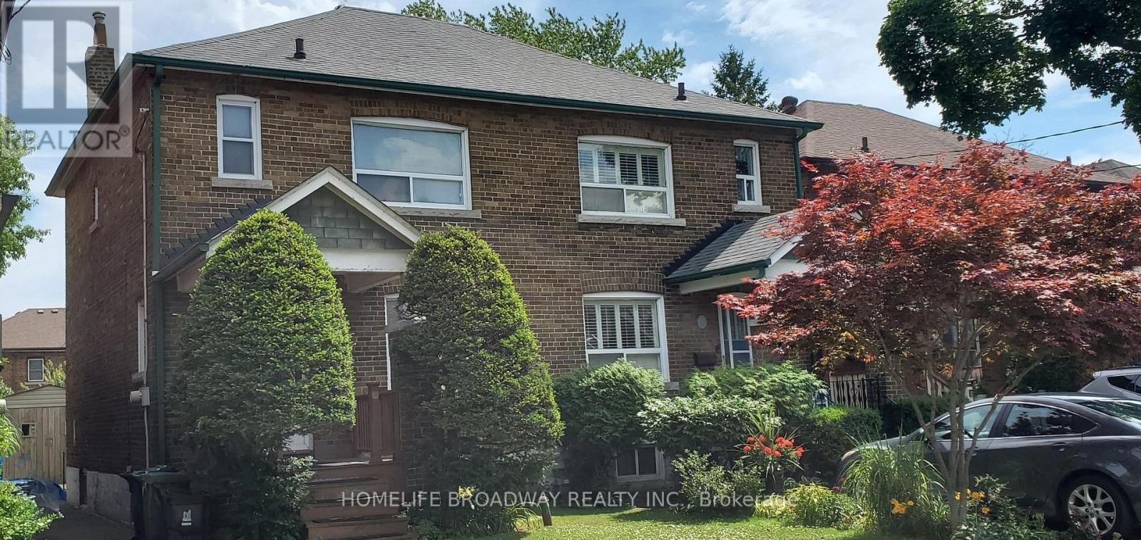 223 WESTWOOD AVENUE, Toronto, Ontario