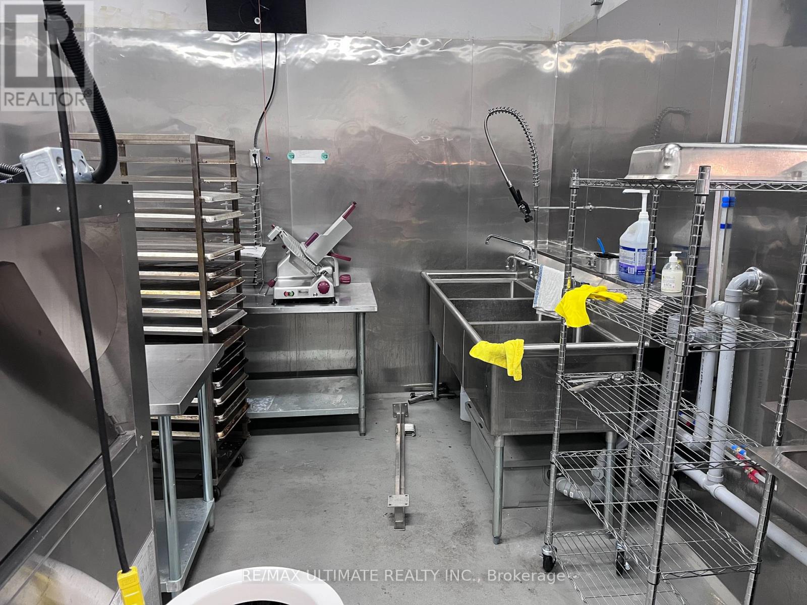 71 Howden Road, Toronto, Ontario  M1R 3C7 - Photo 11 - E12493476