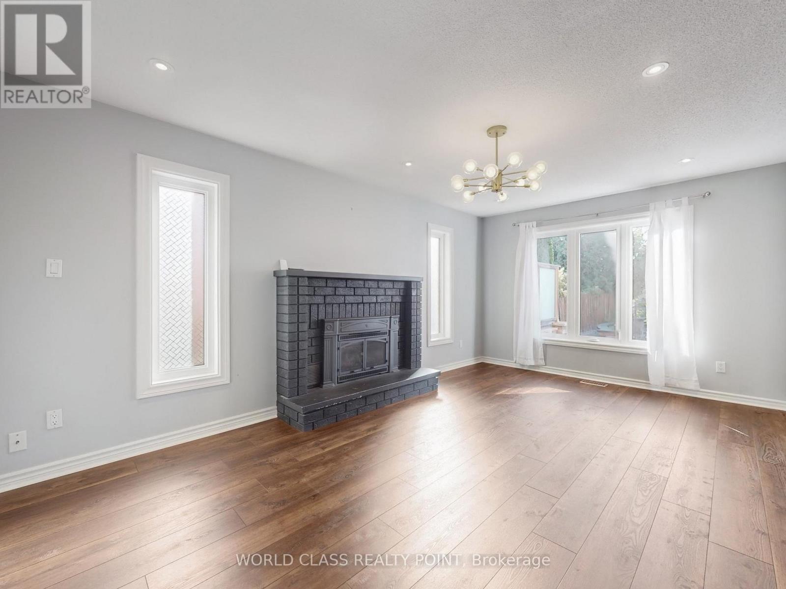 23 Kilbride Drive, Whitby, Ontario  L1R 2B3 - Photo 11 - E12493546