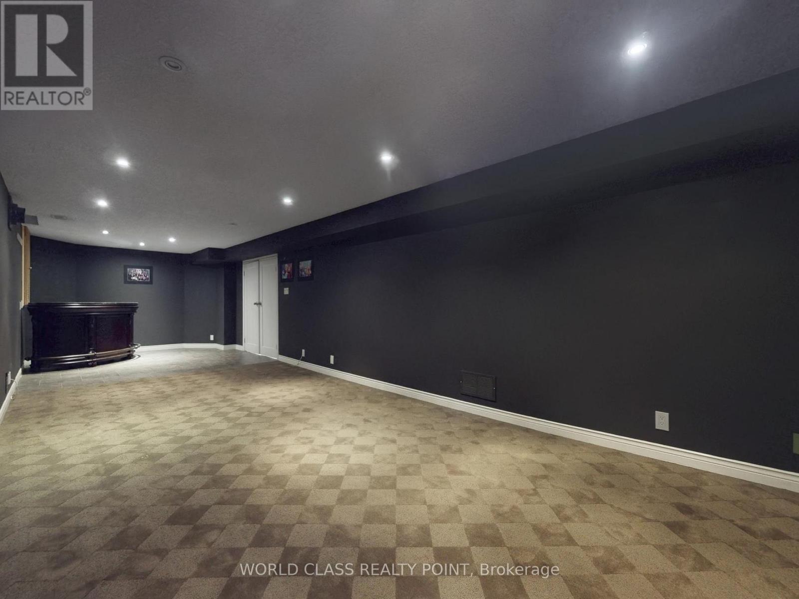 23 Kilbride Drive, Whitby, Ontario  L1R 2B3 - Photo 37 - E12493546