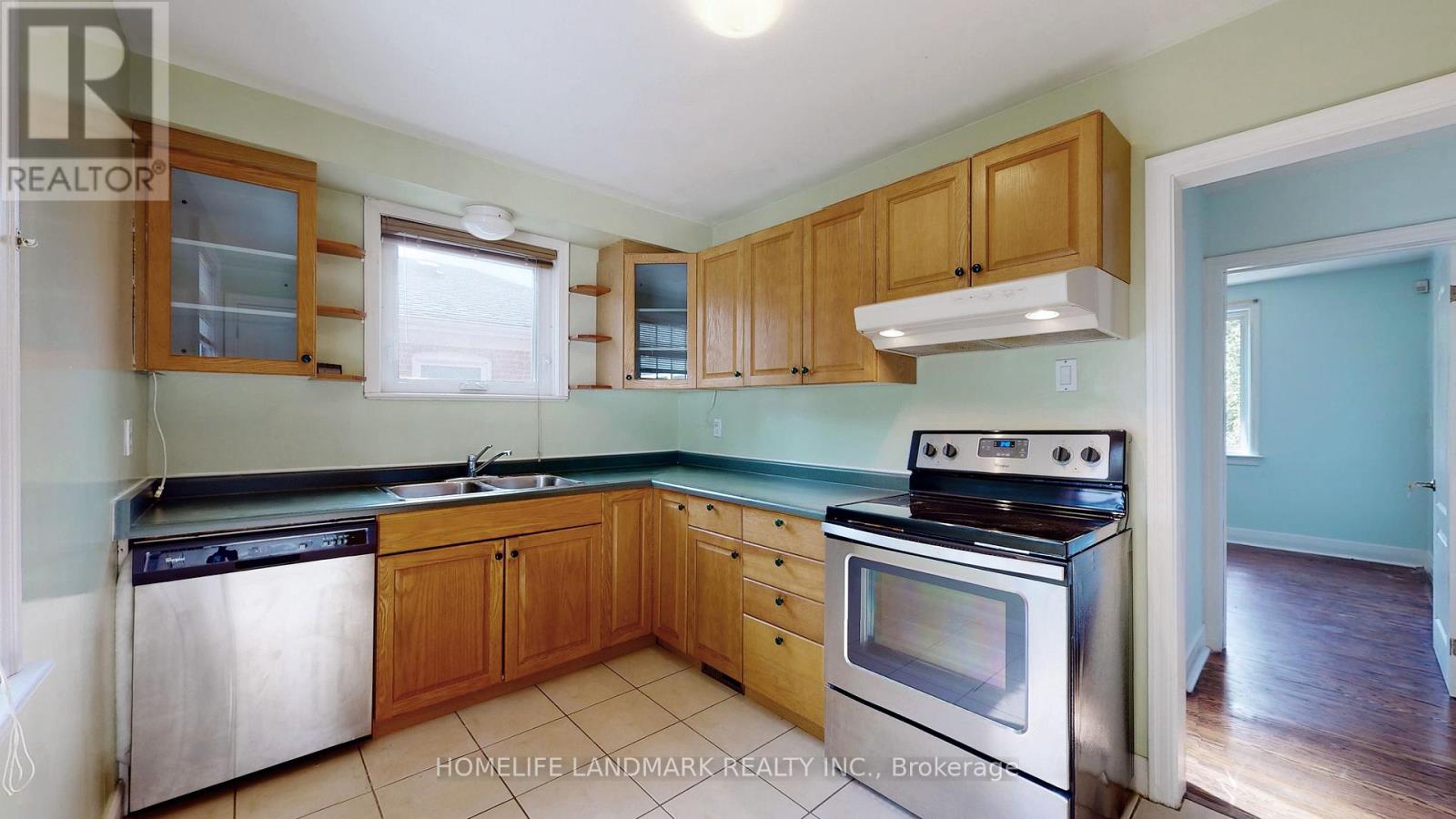 21 Pleasant Avenue, Toronto, Ontario  M2M 1L8 - Photo 11 - C12493402