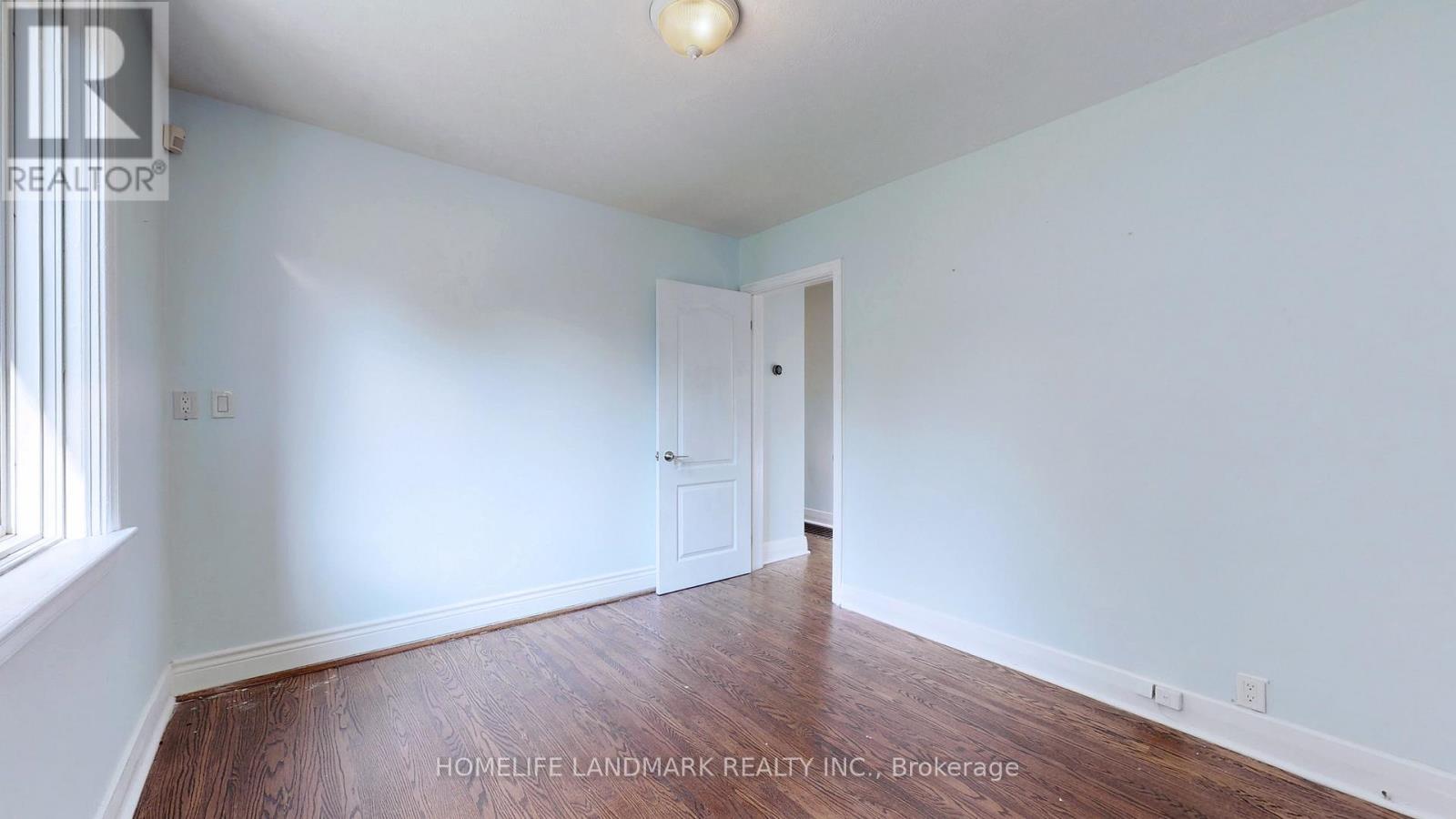 21 Pleasant Avenue, Toronto, Ontario  M2M 1L8 - Photo 18 - C12493402