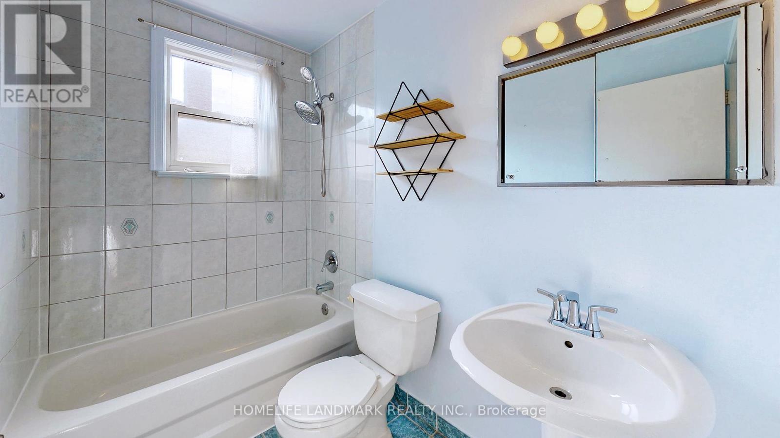 21 Pleasant Avenue, Toronto, Ontario  M2M 1L8 - Photo 19 - C12493402