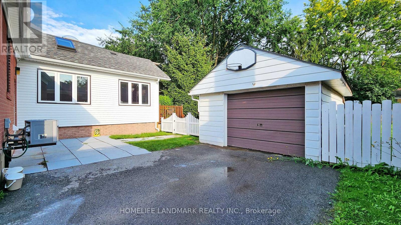 21 Pleasant Avenue, Toronto, Ontario  M2M 1L8 - Photo 35 - C12493402