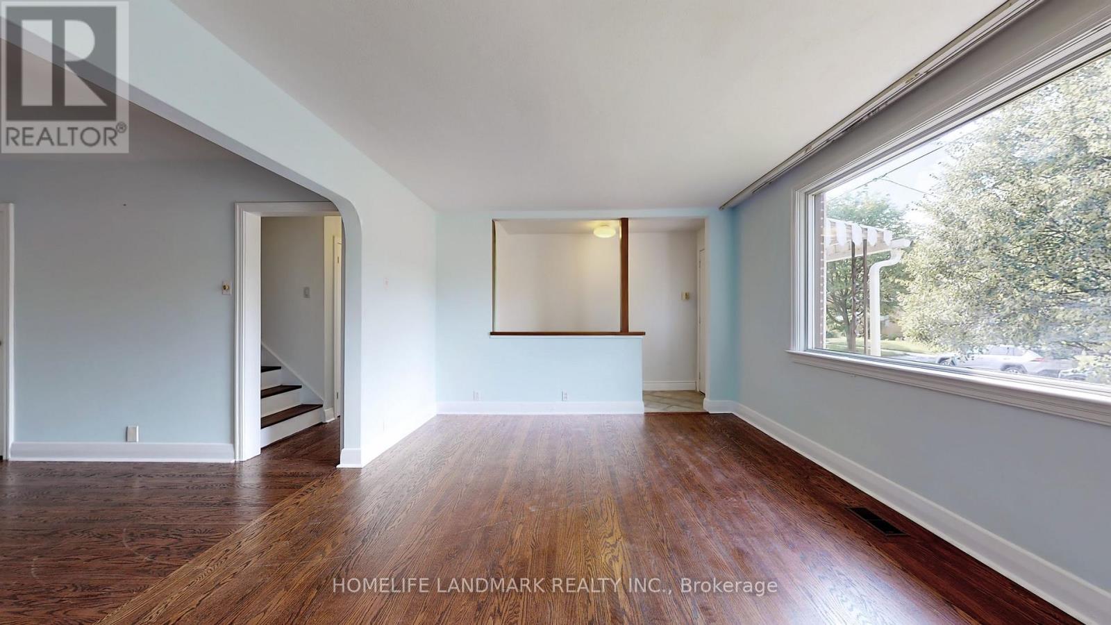 21 Pleasant Avenue, Toronto, Ontario  M2M 1L8 - Photo 4 - C12493402