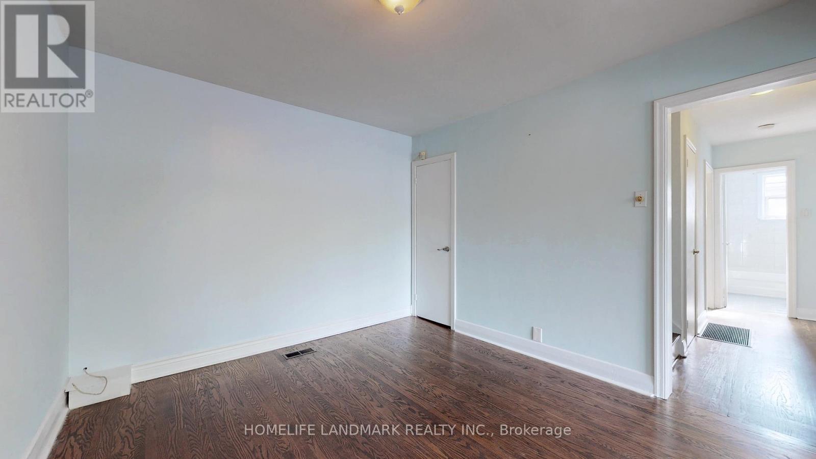 21 Pleasant Avenue, Toronto, Ontario  M2M 1L8 - Photo 7 - C12493402