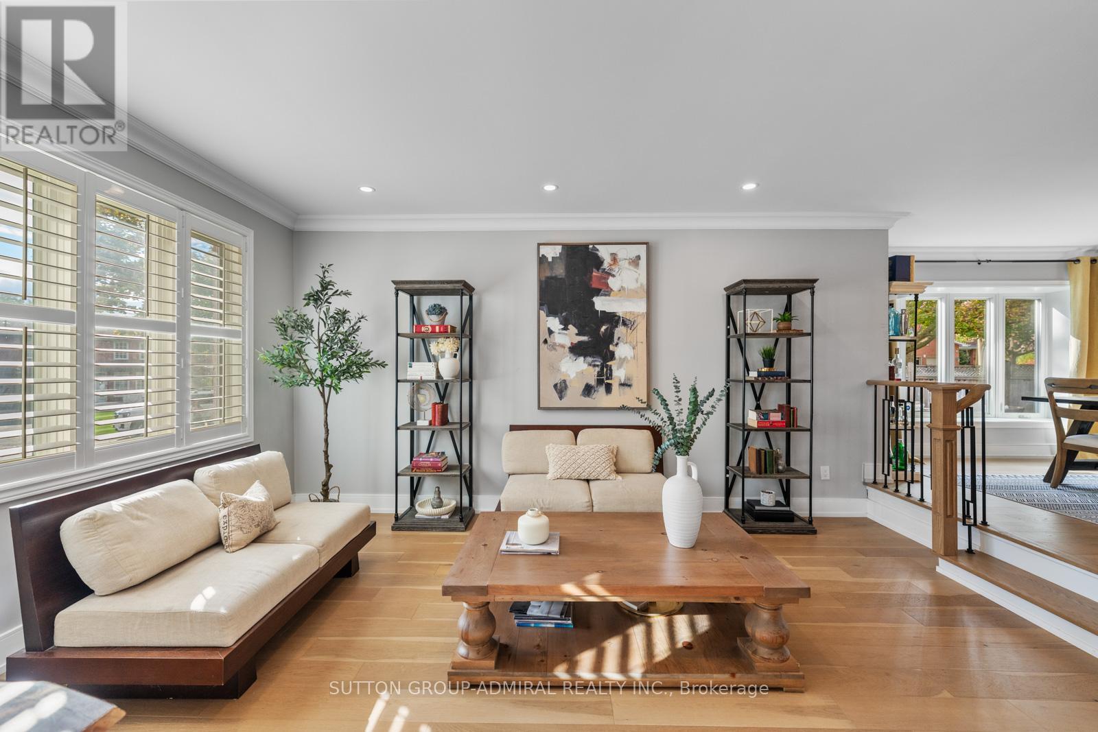 18 Tannery Court, Richmond Hill, Ontario  L4C 7V4 - Photo 12 - N12483686